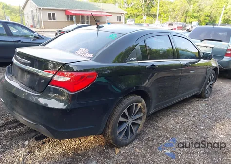 2013 Chrysler 200 Touring из США, поврежденный, VIN 1C3CCBBB1DN539593